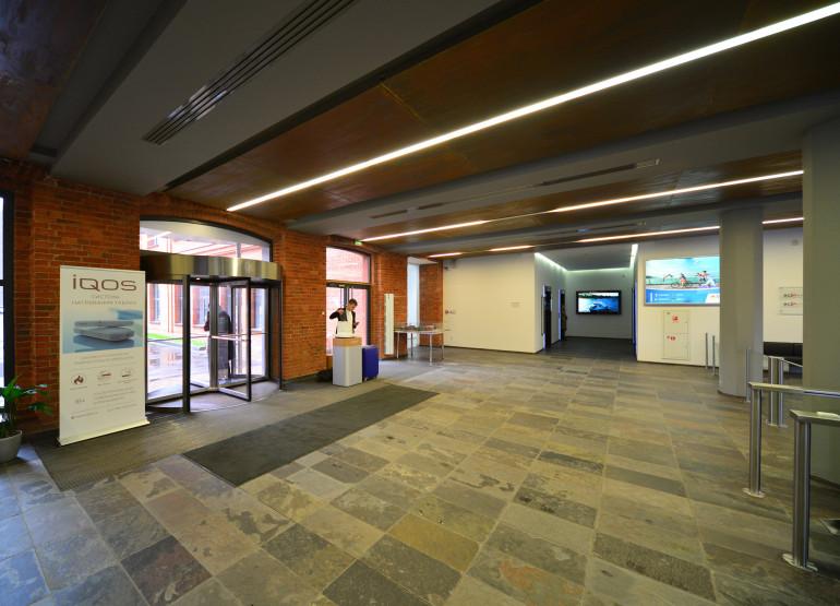 Буревестник: Вид входной группы внутри зданий